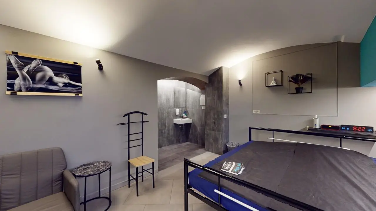 Salon-08262024_182301
